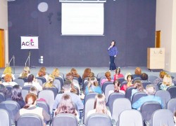 Conselho da Mulher Realizou Palestra Sobre Educação Financeira 5 DSC_1632