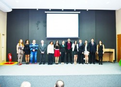 Nova Diretoria Já Está Trabalhando 15 13 COLABORADORES ACIC