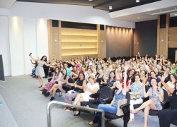 Lígia Guerra Falou Sobre Comportamento Feminino na ACIC 8 DSC_1057