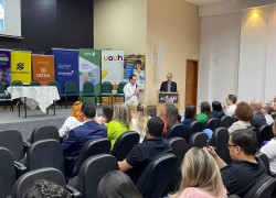 PREFEITURA, ACIC E SEBRAE REALIZAM SEMINÁRIO DE CRÉDITO PARA EMPREENDEDORES. 3 6fab7196-53ae-40b3-a90f-a28ef613f2f6