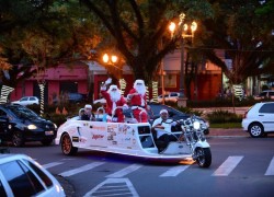 Papais Noéis da ACIC Fazem a Festa no Comércio em Desfile com Carros Temáticos e Moto Limousine! 4 WhatsApp Image 2018-12-20 at 10.07.14