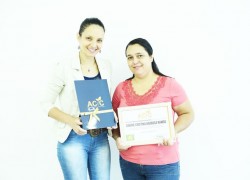 Novos Associados São Recebidos na ACIC Cianorte 12 SIMONE CRISTINA BARBOSA RAMOS