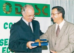 ACIC presta homenagem a José Eduardo Loureiro do Amaral, falecido na última quinta-feira (17), em Cianorte 5 foto_0044