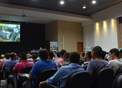 Núcleo Setorial das Auto Mecânicas e Auto Centers Realizou Palestra Sobre Lubrificantes 40 DSC_0021