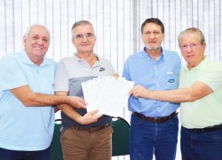 Cerca de 5 mil Assinaturas Coletadas pela ACIC em Prol da Duplicação da PR-323 4 ENTREGA ABAIXO 1