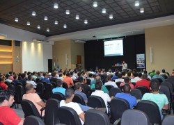 Núcleo Setorial das Auto Mecânicas e Auto Centers Realizou Palestra Sobre Lubrificantes 82 DSC_0042