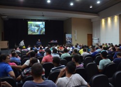 Núcleo Setorial das Auto Mecânicas e Auto Centers Realizou Palestra Sobre Lubrificantes 8 DSC_0005