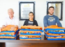 Loja Zamber e ACIC em “Atitude Empreendedora Contra o Frio” 5 MAT-ENTREGA-MANTAS-