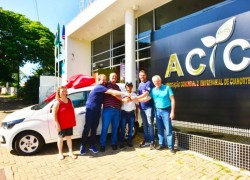 Acic entregou prêmios da promoção de Natal 33 WhatsApp-Image----at- -