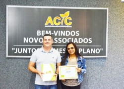 ‘Café com o Presidente’ para Receber Novos Associados na ACIC 34 LUANA HAIR