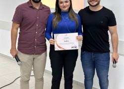 ACIC JOVEM REALIZA REUNIÃO ABERTA PARA RECEPCIONAR OS NOVOS MEMBROS. 19 7562be58-36a2-4f1c-9fbd-b29122f484fc