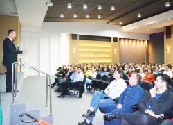 Sucesso Total na Palestra de Lançamento da Promoção de Natal da ACIC 4 DSC_0354