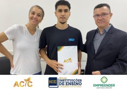 Aqui na ACIC você fica sabendo primeiro! Evento de Premiação Reconhece Alunos Destacados em Cianorte. 41 9