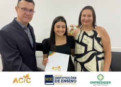 Aqui na ACIC você fica sabendo primeiro! Evento de Premiação Reconhece Alunos Destacados em Cianorte. 5 25