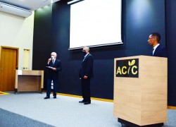 Nova Diretoria tomou posse na ACIC 3 distancia 2