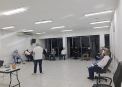 SEBRAE apresenta proposta de projeto de desenvolvimento para Cianorte 5 SEBRAE apresenta proposta de projeto de desenvolvimento para Cianorte 6