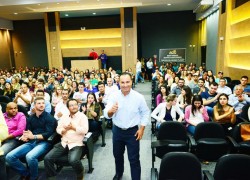 Palestra Sobre Vendas na 15ª Adesão Coletiva 15 vip_4189