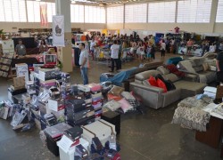 Sucesso de Vendas na Feira Ponta de Estoque da ACIC 13 DSC_0071