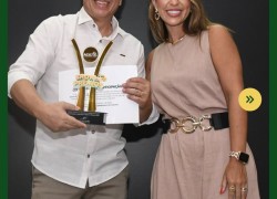 Patrocinadores da edição 2025 - Show de Prêmios 17 Durante o lançamento do Show de Prêmios ACIC 2026, os patrocinadores da edição 2025 foram reconh (8)