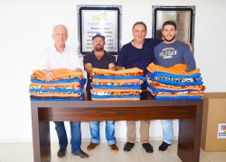 Loja Zamber e ACIC em “Atitude Empreendedora Contra o Frio” 7 MAT-ENTREGA-MANTAS-