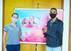 ACIC sorteou prêmios da promoção do Dia das Mães 19 7 VENDEDOR PABLO