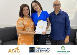 Aqui na ACIC você fica sabendo primeiro! Evento de Premiação Reconhece Alunos Destacados em Cianorte. 33 11