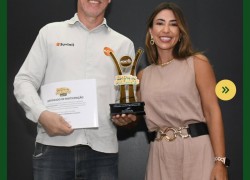 Patrocinadores da edição 2025 - Show de Prêmios 19 Durante o lançamento do Show de Prêmios ACIC 2026, os patrocinadores da edição 2025 foram reconh (9)