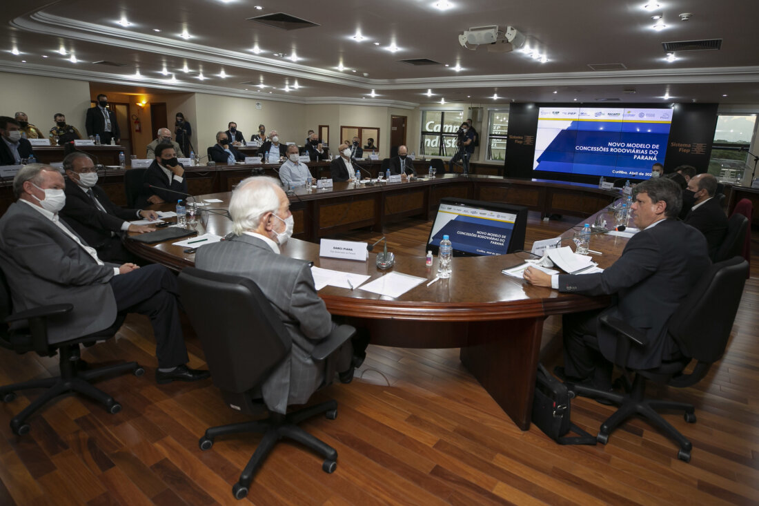 Líderes empresariais apresentam proposta de concessões de rodovias do Paraná