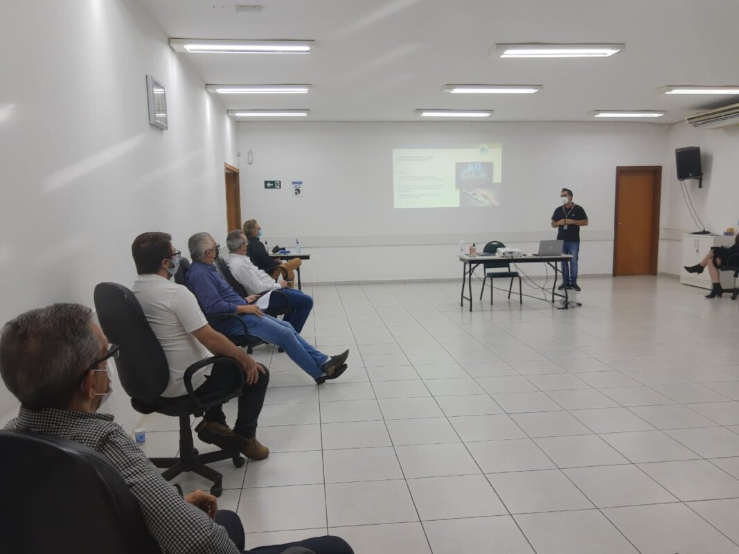 SEBRAE apresenta proposta de projeto de desenvolvimento para Cianorte 1