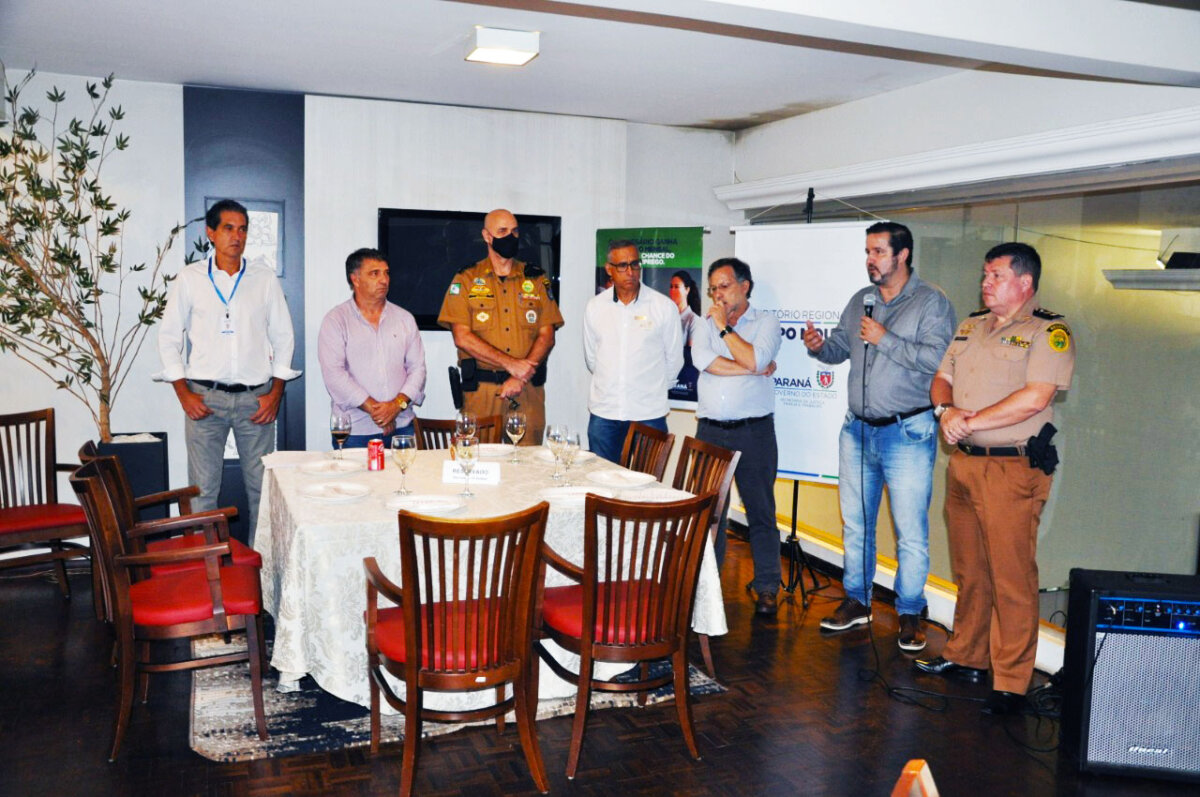 Reunião de apresentação do programa CARTÃO FUTURO teve a presença da ACIC 2