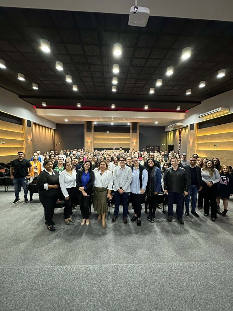 NOITE DE SUCESSO COM PALESTRANTE LIGIA PEREIRA BLANCO, COMO ENCANTAR E FIDELIZAR CLIENTES. 2