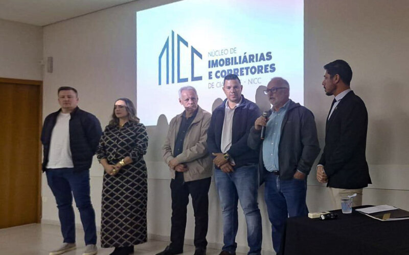 Palestra destaca a importância da avaliação imobiliária e reúne lideranças do CRECI-PR 4
